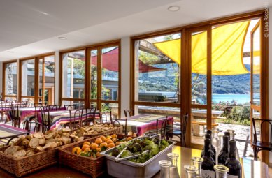 BAB_5247_Restaurant_Mini.jpg